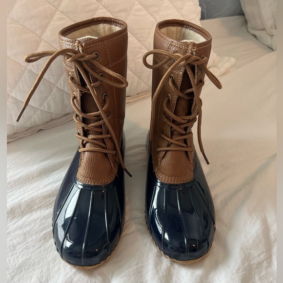 JBU by JAMBU WOMENS NAVY/TAN MAPLEWOOD WATERPROOF BOOTS SIZE 8 - Picture 2 of 10